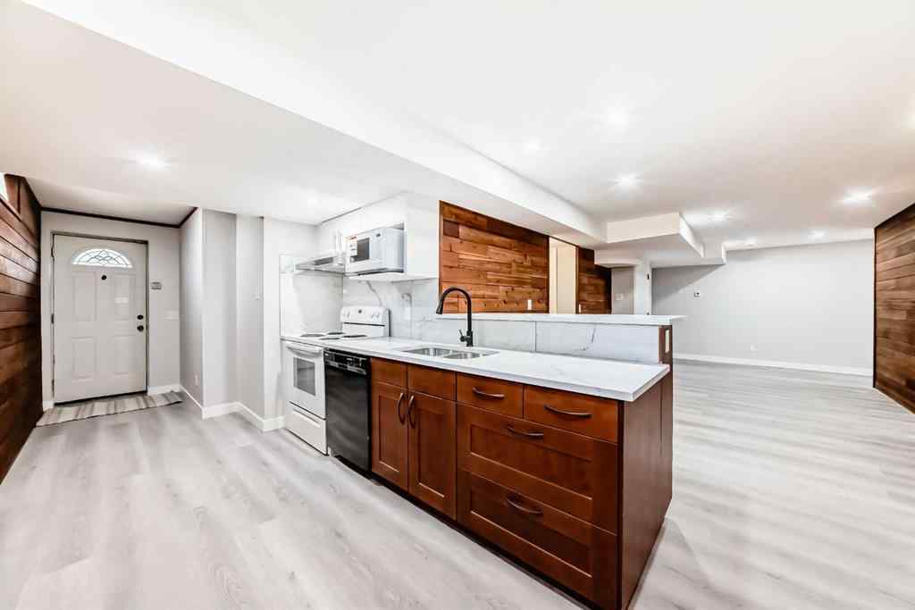 MLS® A2250055 - 3020 Palliser Drive SW in Oakridge Calgary, Residential