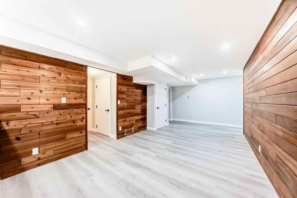 MLS® A2250055 - 3020 Palliser Drive SW in Oakridge Calgary, Residential