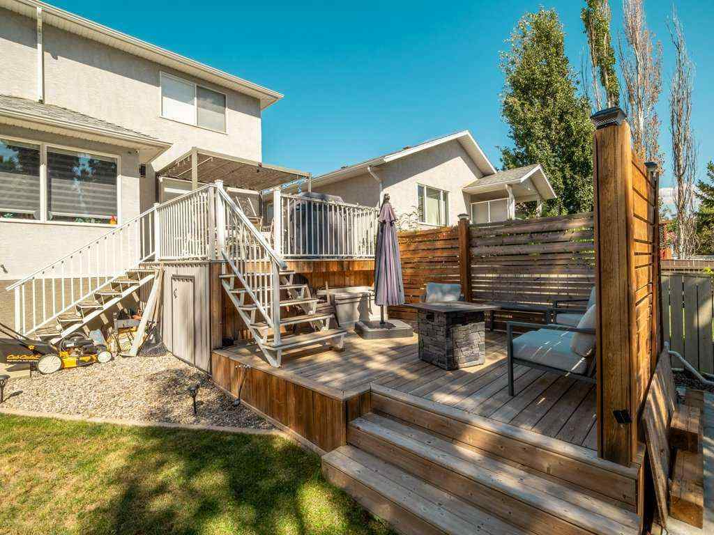 MLS® A2250065 - 102 Fairmont Garden Road S in Fairmont Lethbridge, Residential