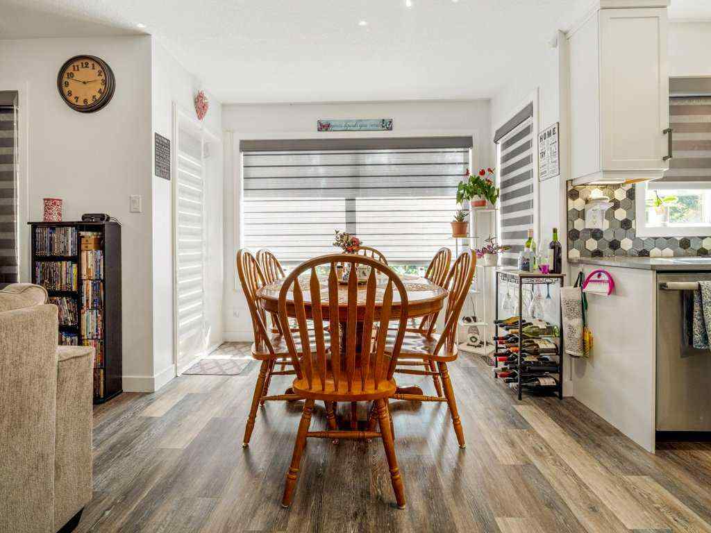 MLS® A2250065 - 102 Fairmont Garden Road S in Fairmont Lethbridge, Residential