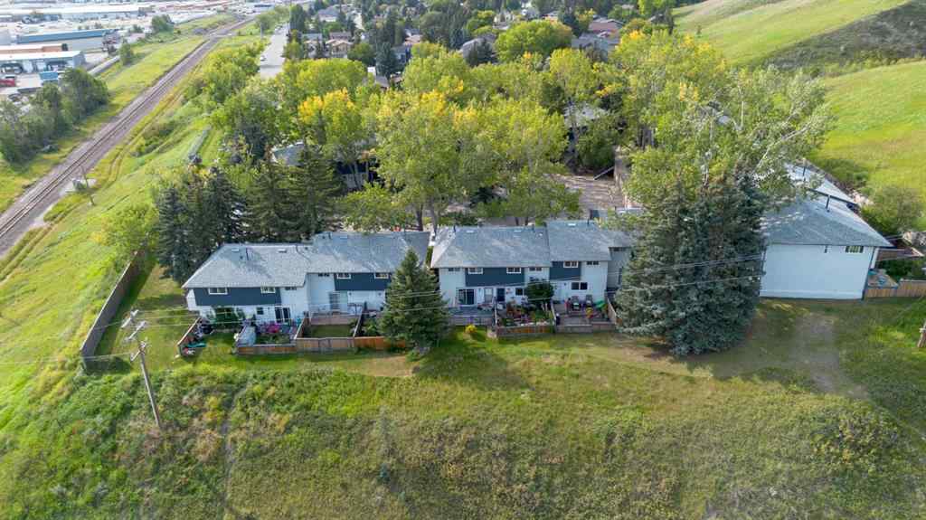 MLS® A2250072 - Unit #32 800 Bowcroft Place  in East End Cochrane, Residential