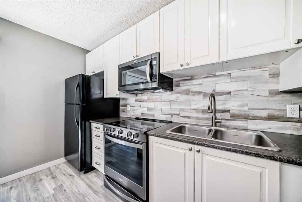 MLS® A2250072 - Unit #32 800 Bowcroft Place  in East End Cochrane, Residential