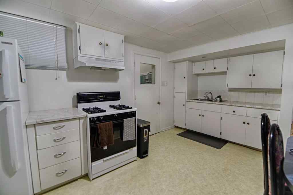MLS® A2250076 - 1141 Scenic Drive S in Fleetwood Lethbridge, Residential