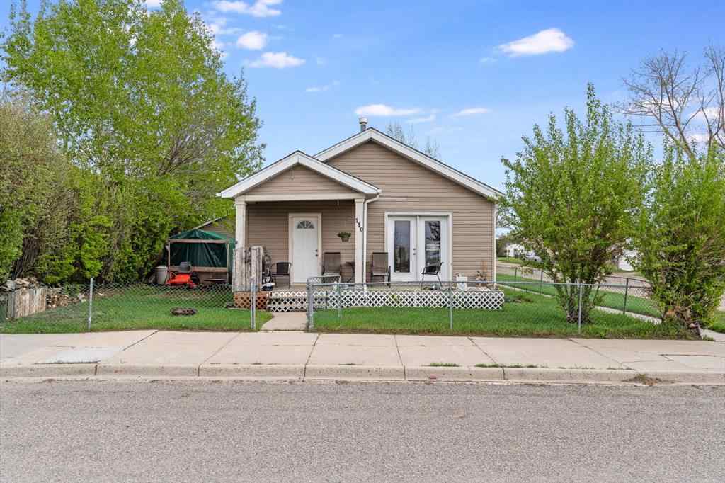 MLS® A2250078 - 110 Aberdeen Street  in NONE Blackie, Residential