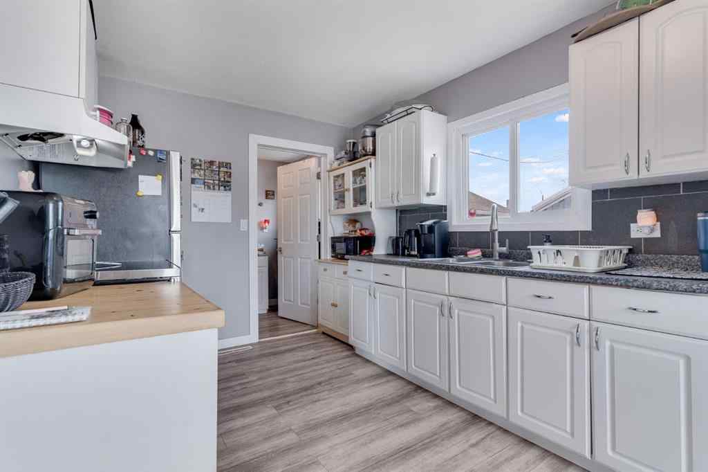 MLS® A2250078 - 110 Aberdeen Street  in NONE Blackie, Residential