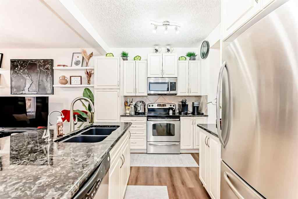 MLS® A2250080 - 1253 New Brighton Drive SE in New Brighton Calgary, Residential