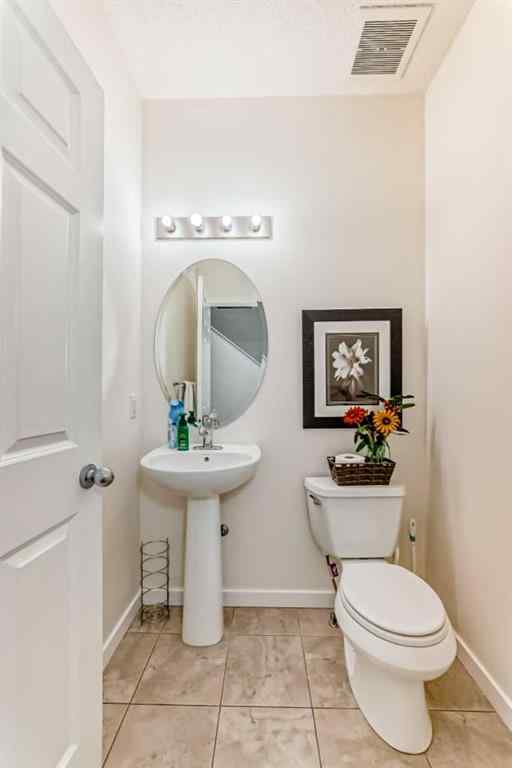 MLS® A2250080 - 1253 New Brighton Drive SE in New Brighton Calgary, Residential