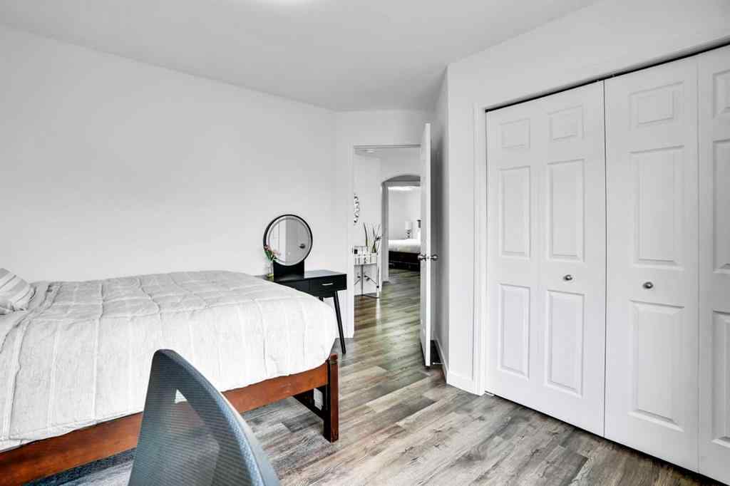 MLS® A2250090 - 73 Elkton Way SW in Springbank Hill Calgary, Residential