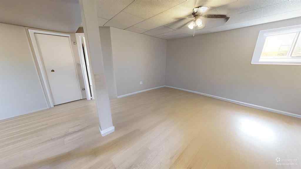 MLS® A2250096 - 7007 59 Avenue  in Glendale Red Deer, Residential