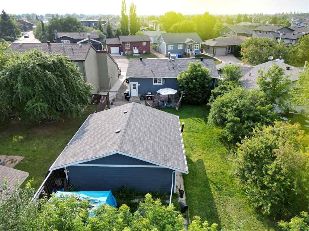 MLS® A2250102 - 182 Clenell Crescent  in Dickinsfield Fort McMurray, Residential