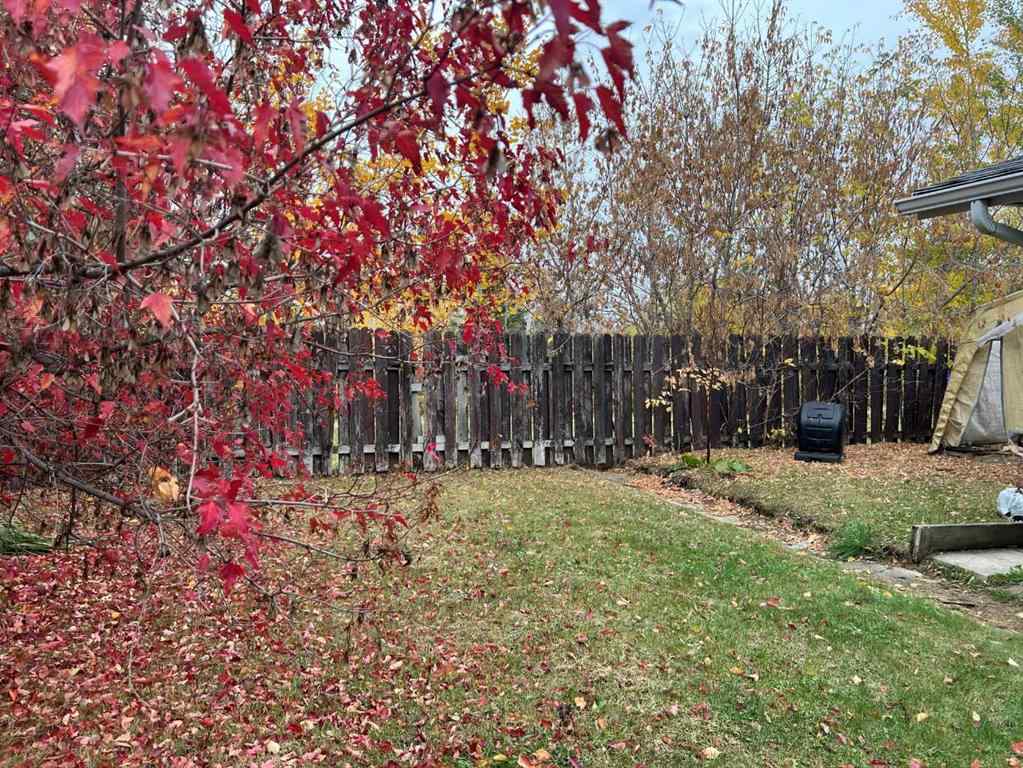 MLS® A2250102 - 182 Clenell Crescent  in Dickinsfield Fort McMurray, Residential