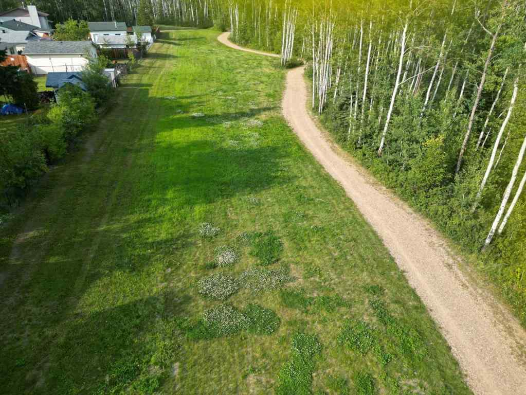 MLS® A2250102 - 182 Clenell Crescent  in Dickinsfield Fort McMurray, Residential