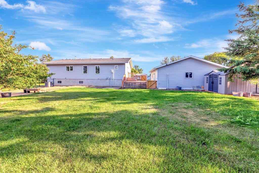 MLS® A2250104 - 410 McConnell Drive   in NONE Maidstone, Residential