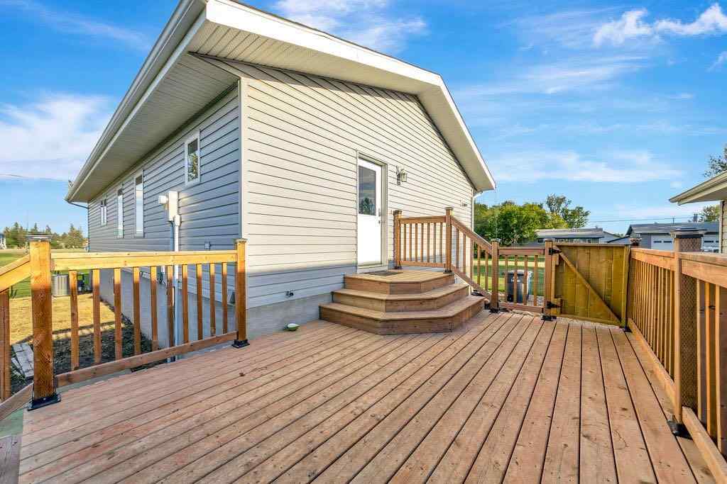 MLS® A2250104 - 410 McConnell Drive   in NONE Maidstone, Residential