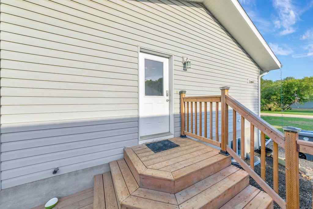 MLS® A2250104 - 410 McConnell Drive   in NONE Maidstone, Residential