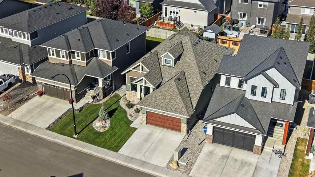 MLS® A2250106 - 352 Coopersfield Rise SW in Coopers Crossing Airdrie, Residential