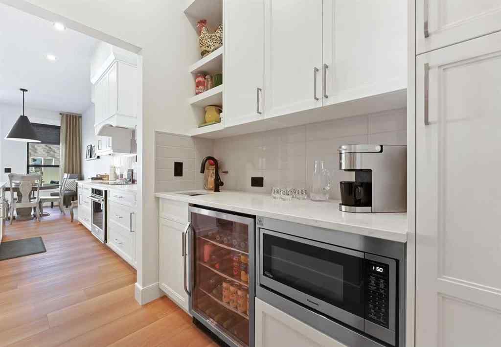 MLS® A2250106 - 352 Coopersfield Rise SW in Coopers Crossing Airdrie, Residential