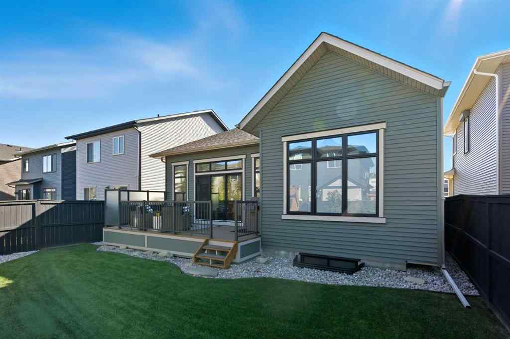 MLS® A2250106 - 352 Coopersfield Rise SW in Coopers Crossing Airdrie, Residential