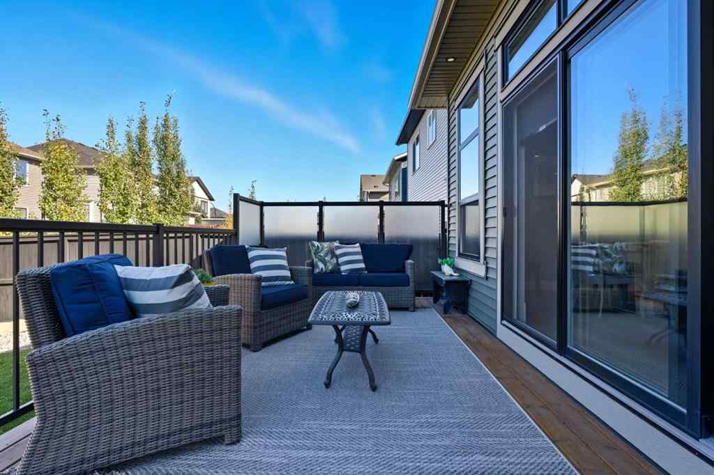 MLS® A2250106 - 352 Coopersfield Rise SW in Coopers Crossing Airdrie, Residential