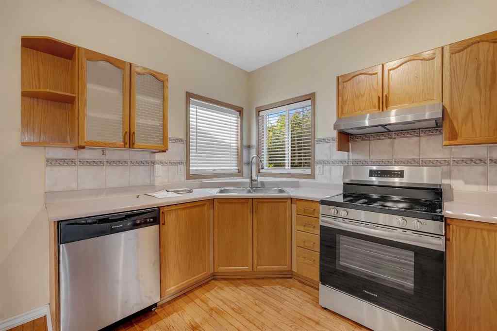 MLS® A2250107 - 39 Anaheim Court NE in Monterey Park Calgary, Residential