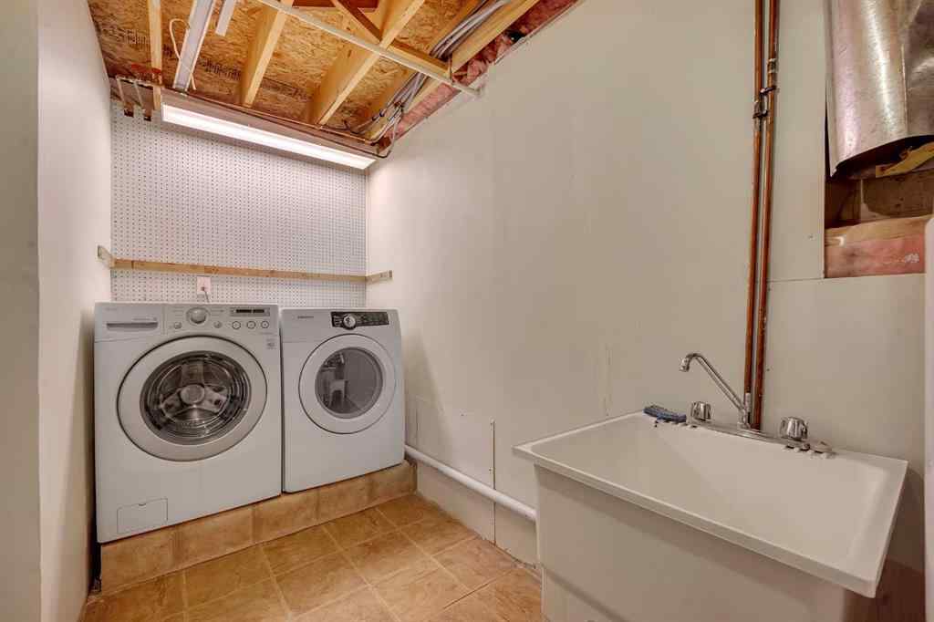 MLS® A2250107 - 39 Anaheim Court NE in Monterey Park Calgary, Residential