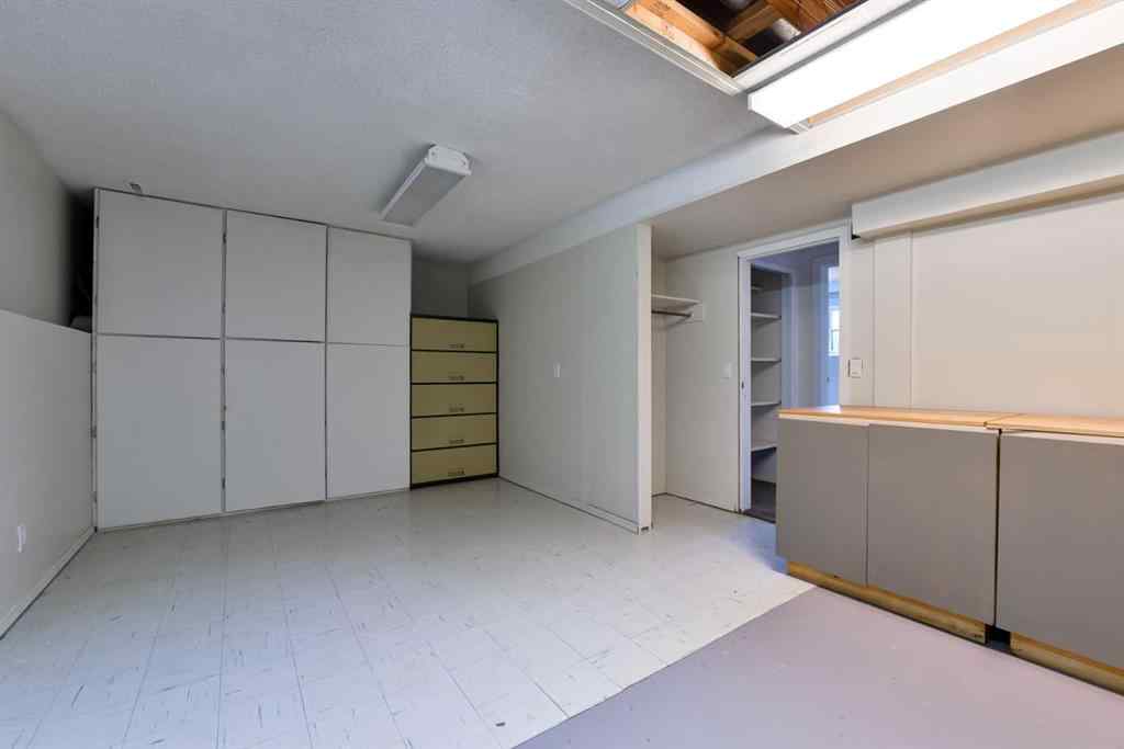 MLS® A2250115 - 9916 5 Street SE in Willow Park Calgary, Residential