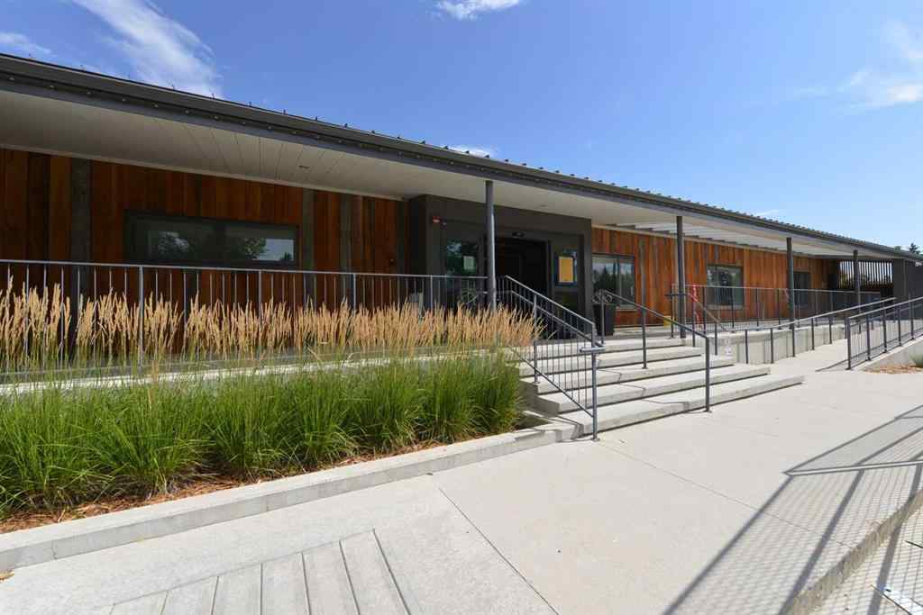 MLS® A2250115 - 9916 5 Street SE in Willow Park Calgary, Residential