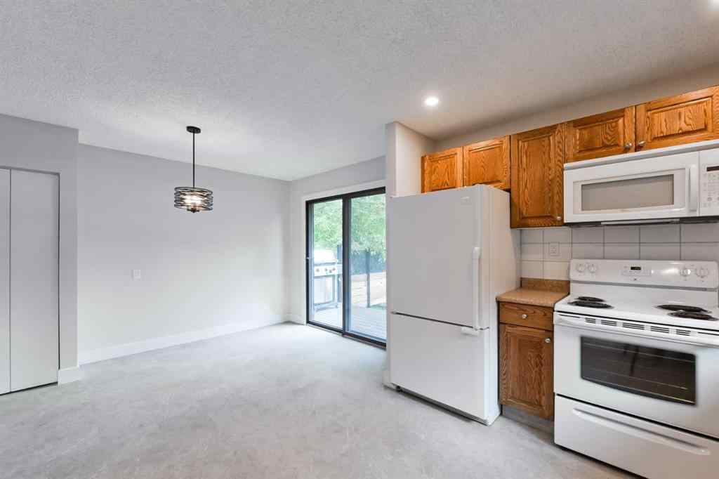 MLS® A2250115 - 9916 5 Street SE in Willow Park Calgary, Residential