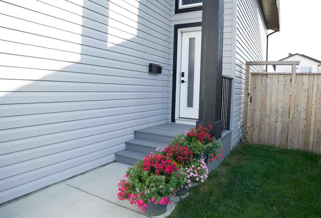 MLS® A2250118 - 61 Murphy Close  in Mckay Ranch Blackfalds, Residential