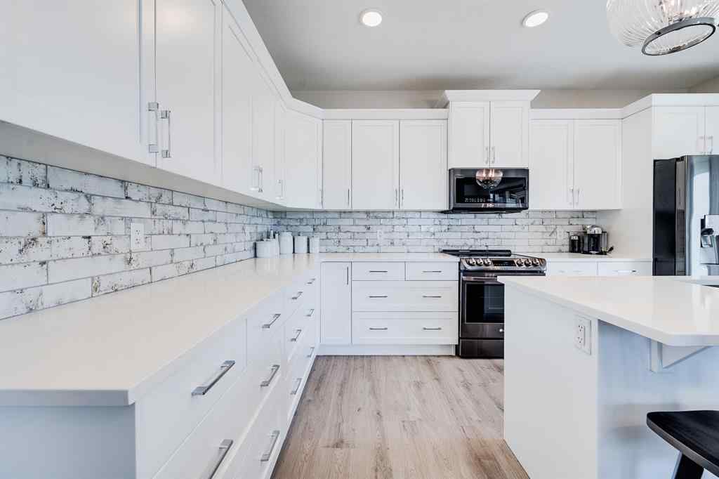 MLS® A2250118 - 61 Murphy Close  in Mckay Ranch Blackfalds, Residential
