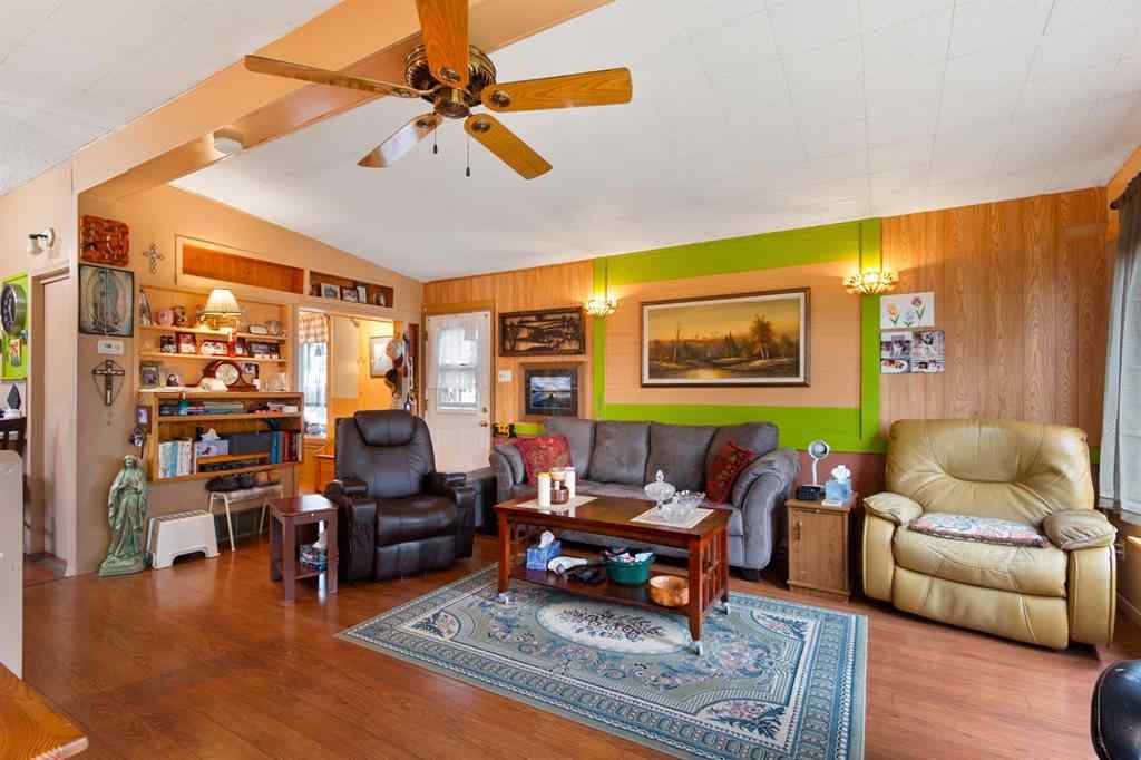 MLS® A2250120 - 2109 18 Avenue  in NONE Bowden, Residential