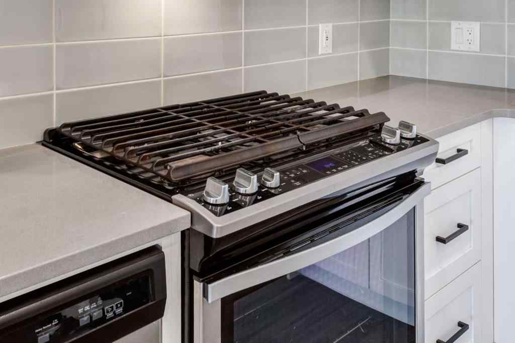 MLS® A2250122 - Unit #617 4138 University Avenue NW in University District Calgary, Residential