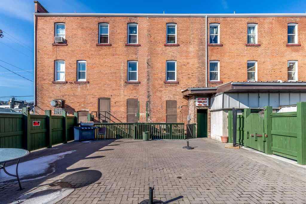 MLS® A2250124 - 733 4 Street SE in River Flats Medicine Hat, Commercial