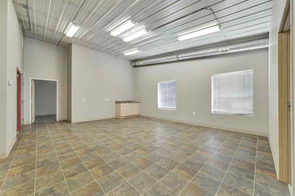 MLS® A2250130 - 5204 63 Avenue  in Hill Industrial Lloydminster, Commercial