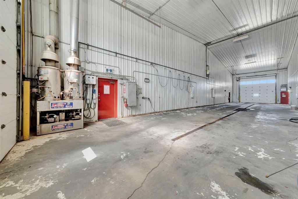 MLS® A2250130 - 5204 63 Avenue  in Hill Industrial Lloydminster, Commercial