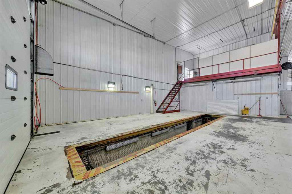 MLS® A2250130 - 5204 63 Avenue  in Hill Industrial Lloydminster, Commercial