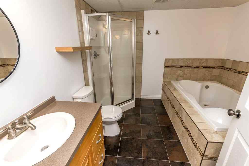 MLS® A2250132 - 1003 10 Avenue  in N/A Beaverlodge, Residential
