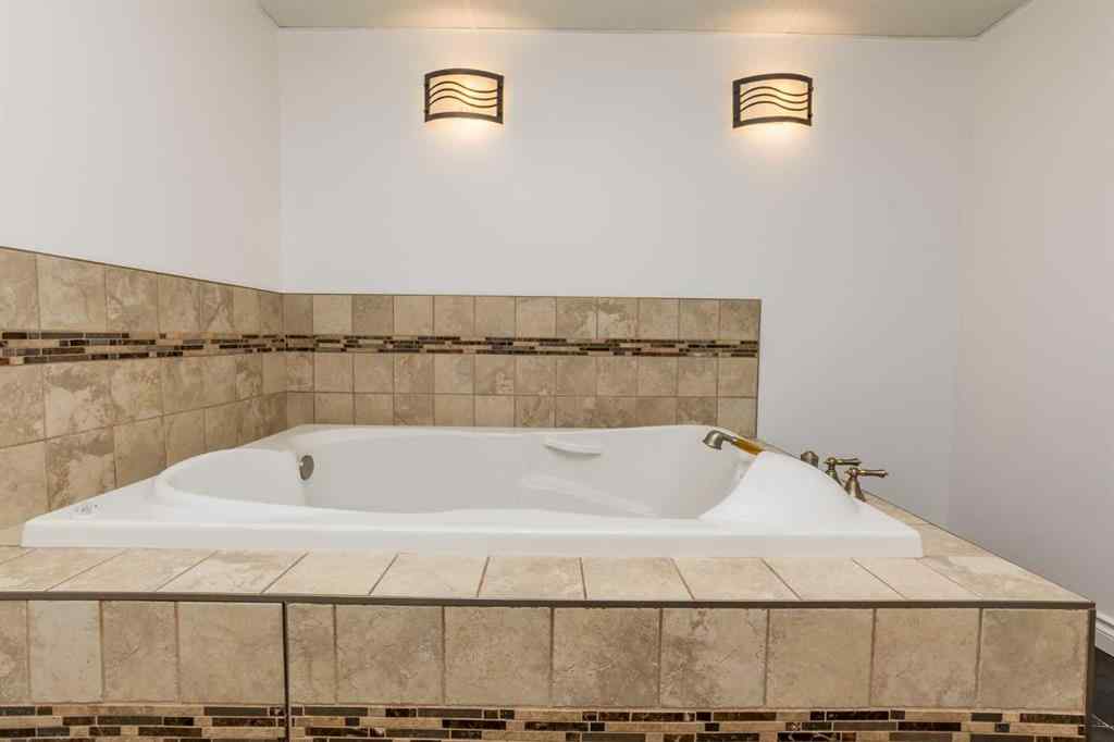 MLS® A2250132 - 1003 10 Avenue  in N/A Beaverlodge, Residential