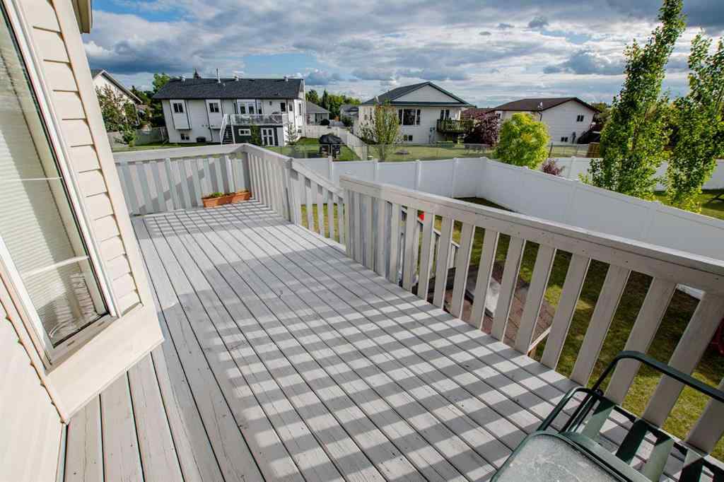 MLS® A2250132 - 1003 10 Avenue  in N/A Beaverlodge, Residential