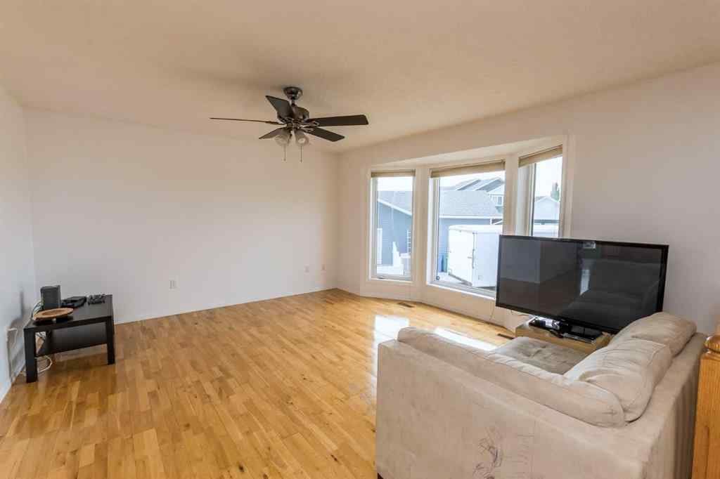 MLS® A2250132 - 1003 10 Avenue  in N/A Beaverlodge, Residential