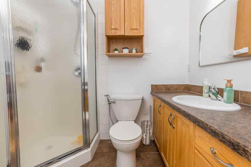 MLS® A2250132 - 1003 10 Avenue  in N/A Beaverlodge, Residential