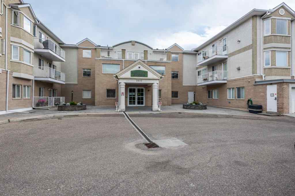 MLS® A2250141 - Unit #219 2850 51 Street SW in Glenbrook Calgary, Residential