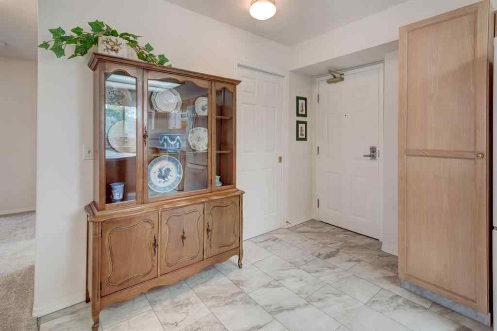 MLS® A2250141 - Unit #219 2850 51 Street SW in Glenbrook Calgary, Residential