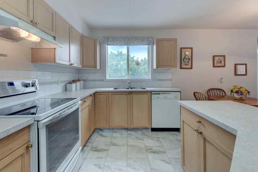 MLS® A2250141 - Unit #219 2850 51 Street SW in Glenbrook Calgary, Residential