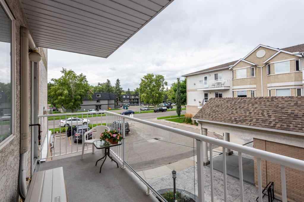 MLS® A2250141 - Unit #219 2850 51 Street SW in Glenbrook Calgary, Residential