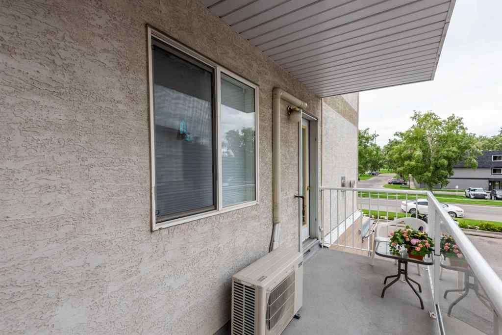 MLS® A2250141 - Unit #219 2850 51 Street SW in Glenbrook Calgary, Residential