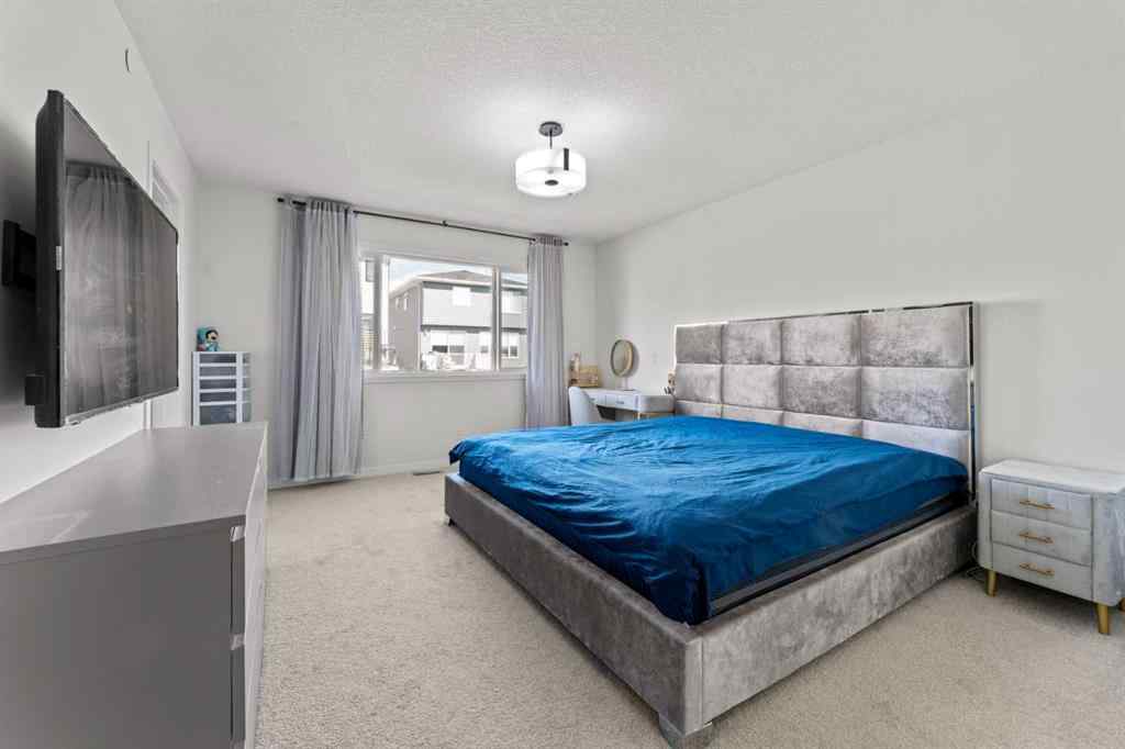MLS® A2250142 - 600 Livingston Way NE in Livingston Calgary, Residential