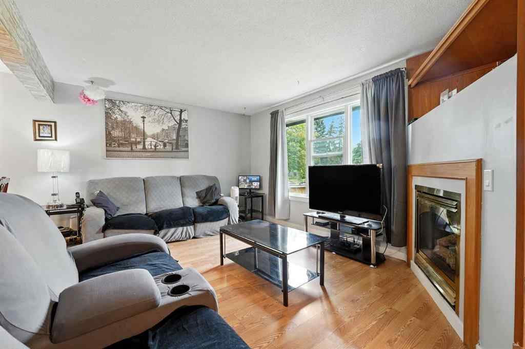 MLS® A2250145 - 3209 Doverville Crescent SE in Dover Calgary, Residential