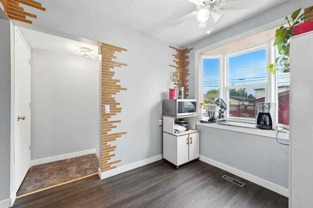 MLS® A2250145 - 3209 Doverville Crescent SE in Dover Calgary, Residential