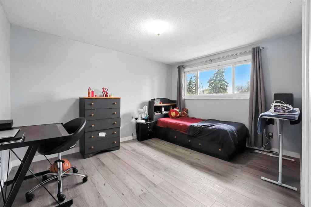 MLS® A2250145 - 3209 Doverville Crescent SE in Dover Calgary, Residential